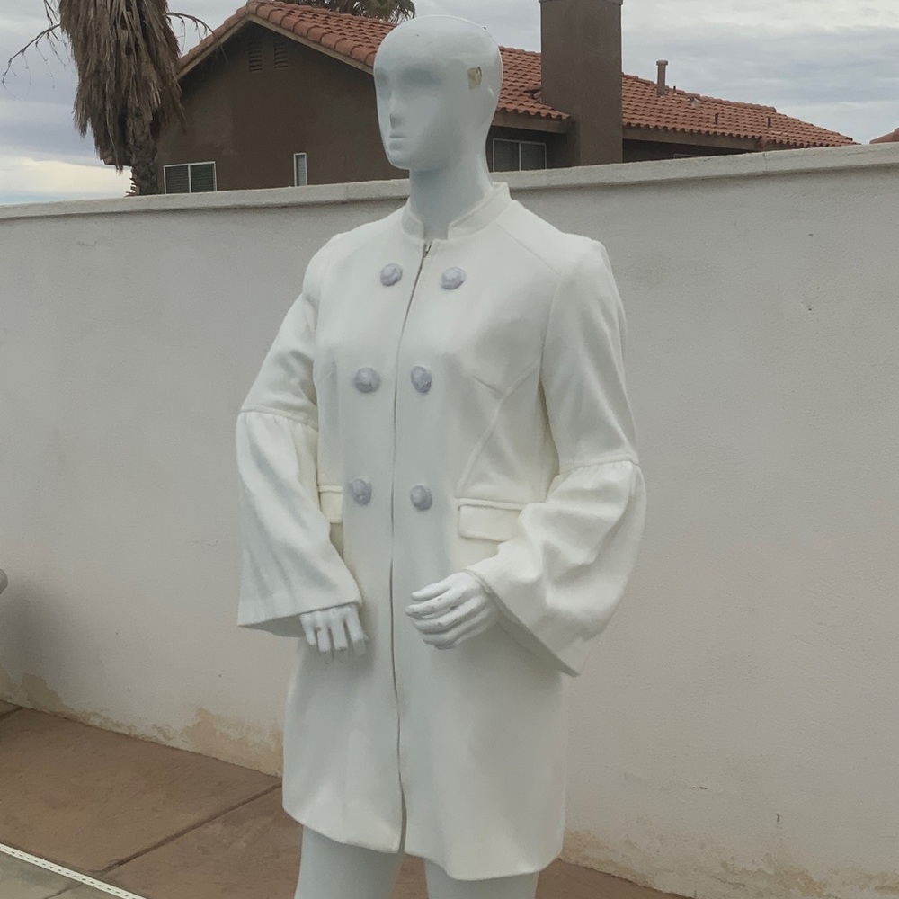 Elegant washed white Women's Coat